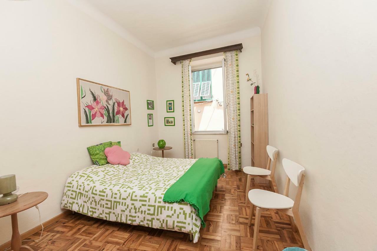 Daste B&B Генуя Екстер'єр фото