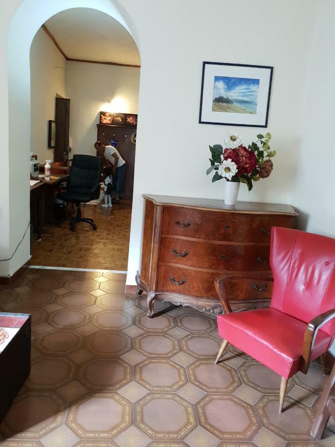 Daste B&B Генуя Екстер'єр фото